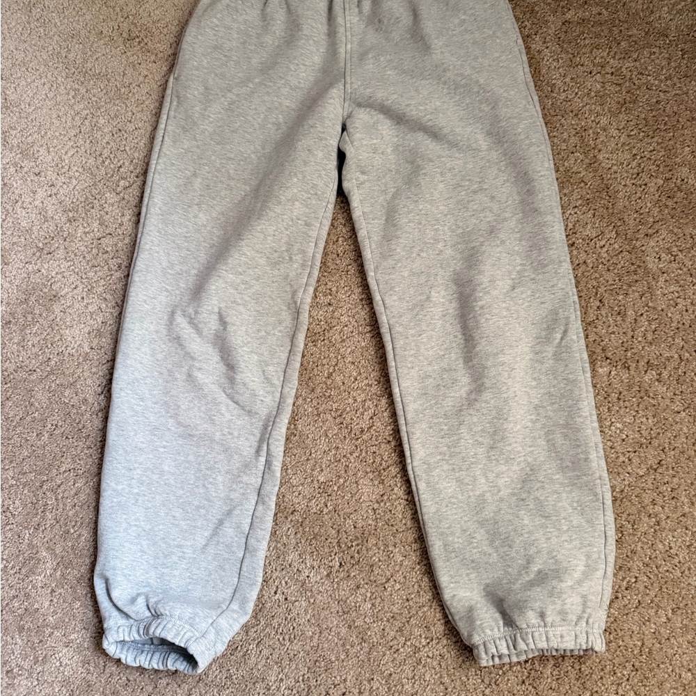 Kids Gray Fleece Jogger Sweatpants - Classic Comfort